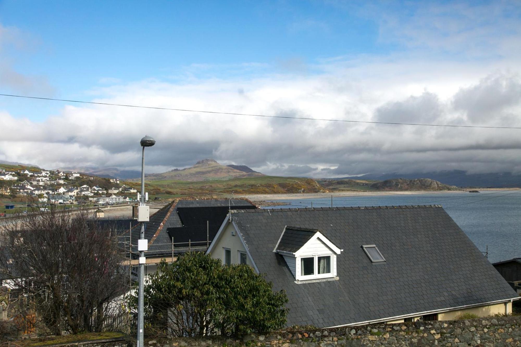6 Afallon, Beachside Holiday House Criccieth Εξωτερικό φωτογραφία